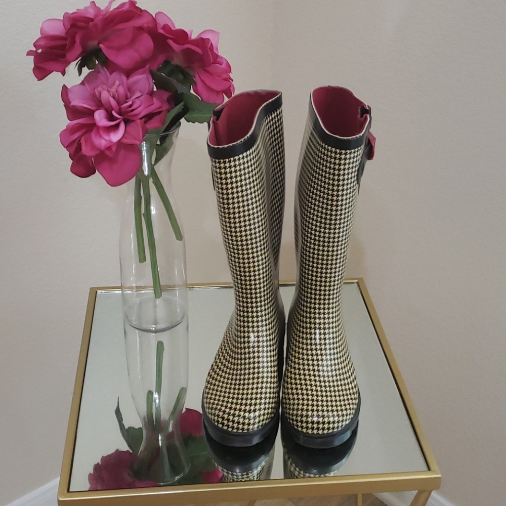 Austin Trading Company Rain boots